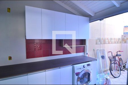 Casa à venda com 95m², 4 quartos e 2 vagasÁrea de serviço
