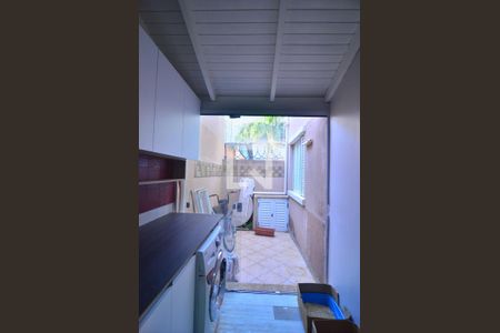 Casa à venda com 95m², 4 quartos e 2 vagasÁrea de serviço