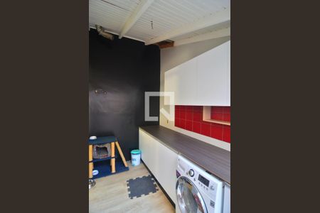 Casa à venda com 95m², 4 quartos e 2 vagasÁrea de serviço