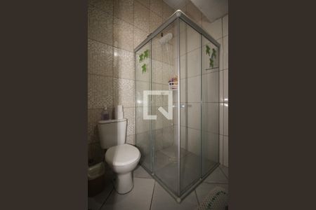 Casa à venda com 290m², 2 quartos e 2 vagas Casa à venda com 290m², 2 quartos e 2 vagasBanheiro