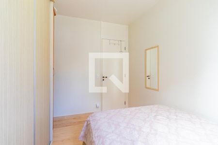 Quarto 1 de apartamento à venda com 2 quartos, 46m² em Jardim Sabará, São Paulo