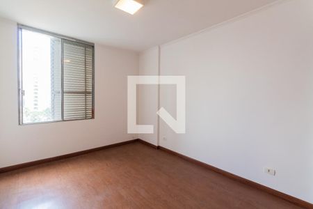 Apartamento à venda com 115m², 3 quartos e 1 vagaQuarto 2