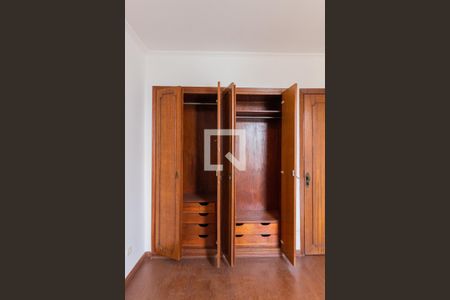 Apartamento à venda com 115m², 3 quartos e 1 vagaQuarto 2