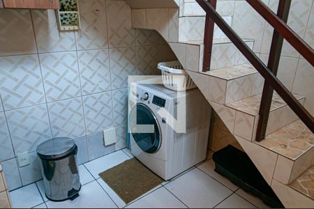 Casa à venda com 365m², 3 quartos e 2 vagas Casa à venda com 365m², 3 quartos e 2 vagasÁrea de Serviço