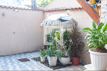 Casa à venda com 365m², 3 quartos e 2 vagas Casa à venda com 365m², 3 quartos e 2 vagasQuintal