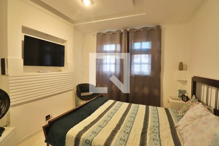 Casa à venda com 229m², 5 quartos e 3 vagasCasa 2 - Suíte