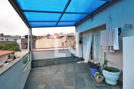 Casa à venda com 229m², 5 quartos e 3 vagasCasa 2 - Área de Serviço