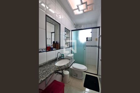 Casa à venda com 229m², 5 quartos e 3 vagasCasa 2 - Banheiro