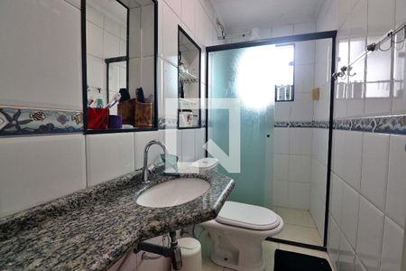 Casa à venda com 229m², 5 quartos e 3 vagasCasa 2 - Banheiro