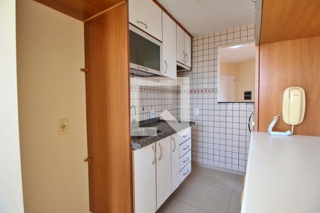 Cozinha de apartamento à venda com 2 quartos, 48m² em Jardim Antonio Von Zuben, Campinas