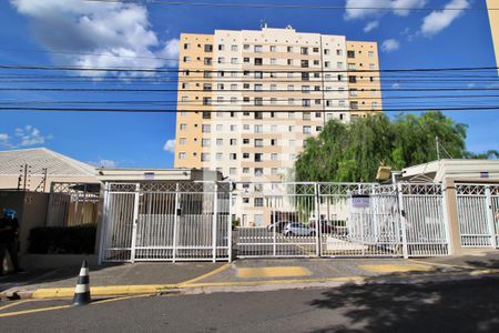 Apartamento à venda com 48m², 2 quartos e 1 vagaFachada do prédio e do condomínio