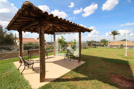 Apartamento à venda com 48m², 2 quartos e 1 vagaÁrea Comum - Praça no playground
