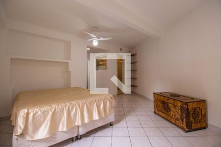 Suíte de casa para alugar com 1 quarto, 80m² em Vila Monumento, São Paulo