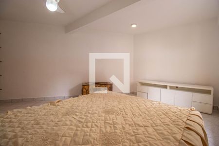 Suíte de casa para alugar com 1 quarto, 80m² em Vila Monumento, São Paulo