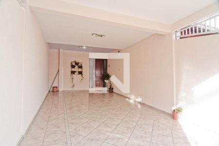 Casa à venda com 200m², 3 quartos e 2 vagasGaragem