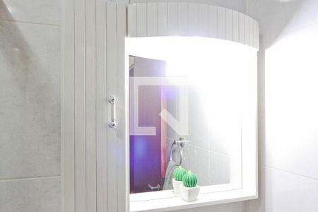 Casa à venda com 200m², 3 quartos e 2 vagasBanheiro