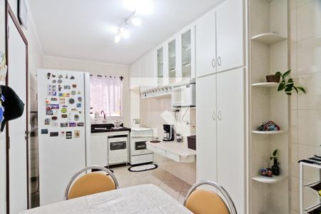 Casa à venda com 200m², 3 quartos e 2 vagasCozinha