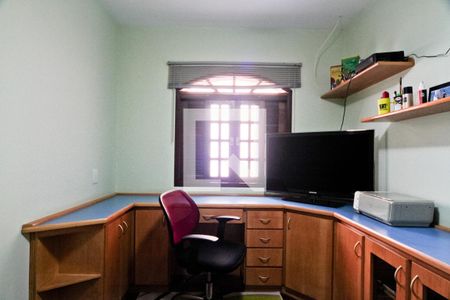 Casa à venda com 200m², 3 quartos e 2 vagasQuarto 2