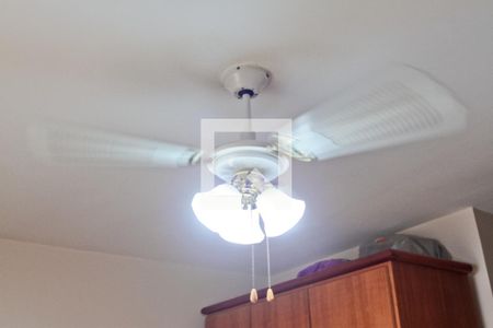 Casa à venda com 200m², 3 quartos e 2 vagasSuíte