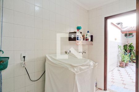 Casa à venda com 200m², 3 quartos e 2 vagasÁrea de Serviço