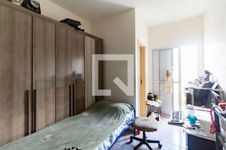 Casa à venda com 68m², 2 quartos e 2 vagasSuíte 2