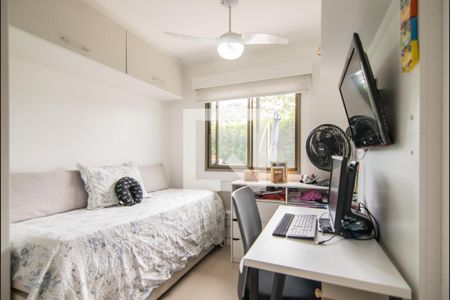 Quarto 1 de apartamento para alugar com 2 quartos, 93m² em Jacarepaguá, Rio de Janeiro