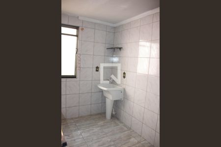 Apartamento para alugar com 66m², 2 quartos e 1 vaga Apartamento para alugar com 66m², 2 quartos e 1 vagaCozinha-Lavanderia