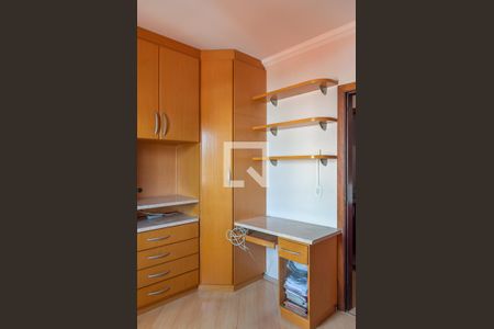 Apartamento à venda com 111m², 3 quartos e 2 vagasQuarto 2