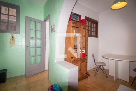 Apartamento à venda com 83m², 2 quartos e sem vagaCozinha 