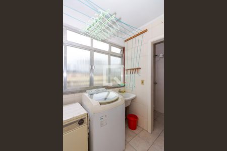 Apartamento à venda com 191m², 2 quartos e 2 vagas Apartamento à venda com 191m², 2 quartos e 2 vagasÁrea de Serviço