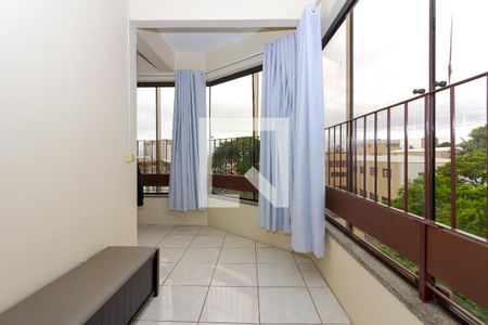 Apartamento à venda com 191m², 2 quartos e 2 vagas Apartamento à venda com 191m², 2 quartos e 2 vagasSacada