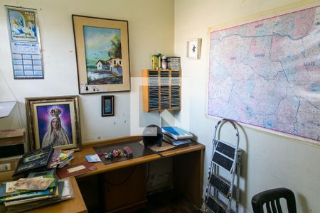 Casa à venda com 217m², 3 quartos e 2 vagasQuarto de Serviço