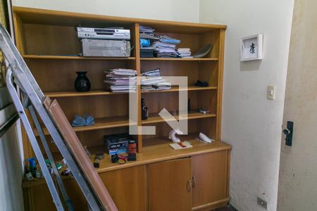 Casa à venda com 217m², 3 quartos e 2 vagasQuarto de Serviço