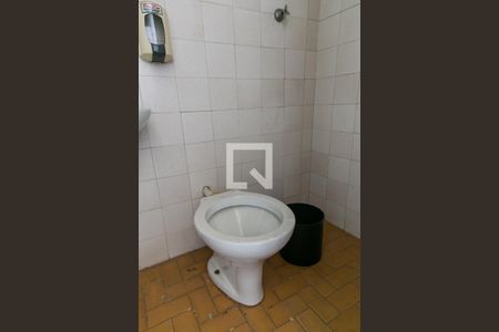 Casa à venda com 217m², 3 quartos e 2 vagasBanheiro de Serviço