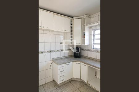 Casa à venda com 217m², 3 quartos e 2 vagasCozinha
