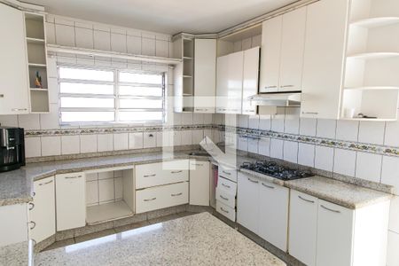 Casa à venda com 217m², 3 quartos e 2 vagasCozinha