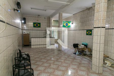 Casa à venda com 217m², 3 quartos e 2 vagasSalão  