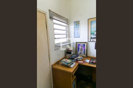 Casa à venda com 217m², 3 quartos e 2 vagasQuarto de Serviço