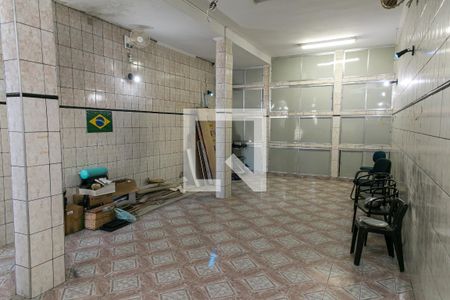 Casa à venda com 217m², 3 quartos e 2 vagasSalão  