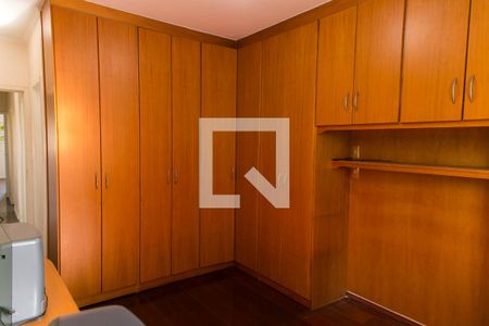 Casa à venda com 217m², 3 quartos e 2 vagasSuíte  