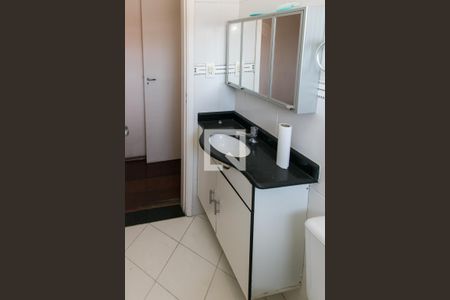 Casa à venda com 217m², 3 quartos e 2 vagasBanheiro da Suíte