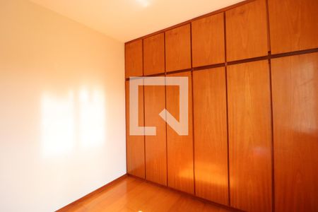 Apartamento à venda com 207m², 4 quartos e 2 vagasQuarto 2