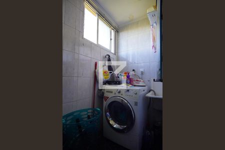 Apartamento à venda com 65m², 2 quartos e 1 vagaArea de serviço