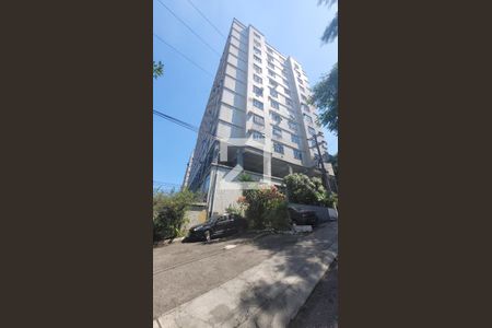 Apartamento à venda com 90m², 3 quartos e 2 vagasFachada