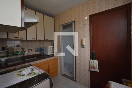 Apartamento à venda com 90m², 3 quartos e 2 vagasCozinha