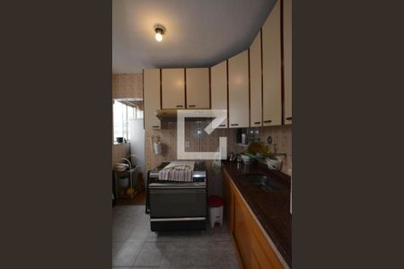 Apartamento à venda com 90m², 3 quartos e 2 vagasCozinha