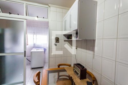 Apartamento à venda com 61m², 2 quartos e 1 vagaCozinha