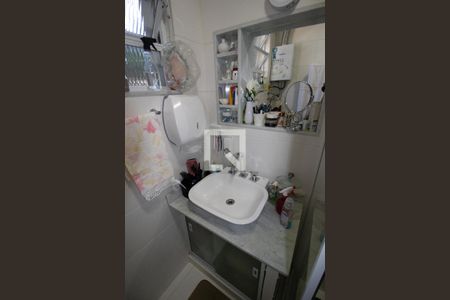 Apartamento à venda com 66m², 2 quartos e sem vagaBanheiro