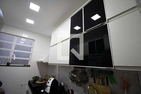 Apartamento à venda com 66m², 2 quartos e sem vagaCozinha