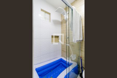 Casa à venda com 120m², 2 quartos e sem vaga Casa à venda com 120m², 2 quartos e sem vagaBanheiro